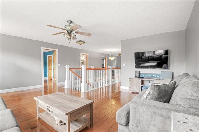 6985 Old Mountain Ash Pike, Williamsburg, KY 40769