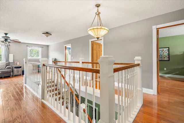 6985 Old Mountain Ash Pike, Williamsburg, KY 40769