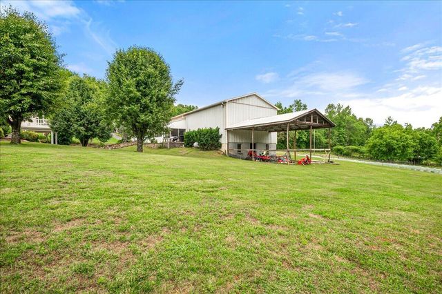 6985 Old Mountain Ash Pike, Williamsburg, KY 40769