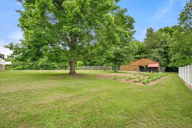 6985 Old Mountain Ash Pike, Williamsburg, KY 40769