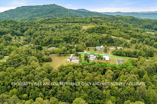 6985 Old Mountain Ash Pike, Williamsburg, KY 40769