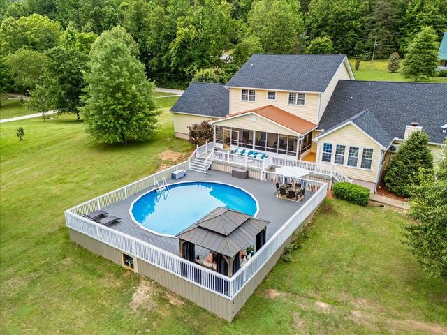 6985 Old Mountain Ash Pike, Williamsburg, KY 40769
