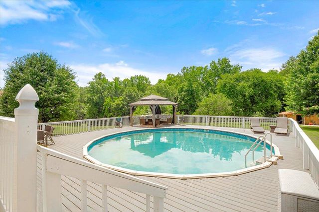 6985 Old Mountain Ash Pike, Williamsburg, KY 40769