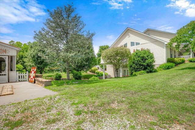 6985 Old Mountain Ash Pike, Williamsburg, KY 40769