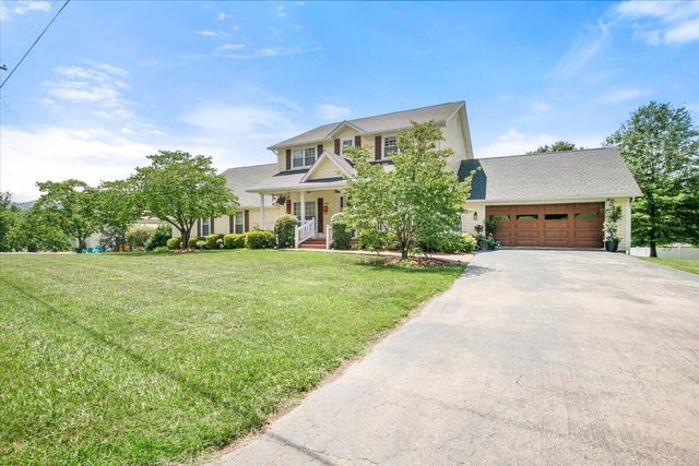 6985 Old Mountain Ash Pike, Williamsburg, KY 40769