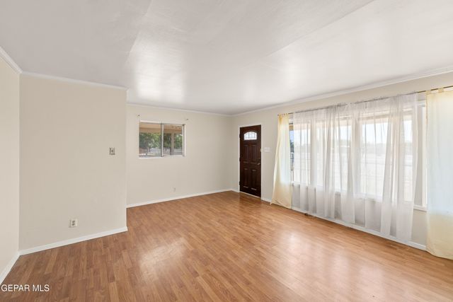 10329 MCCOMBS Street, El Paso, TX 79924