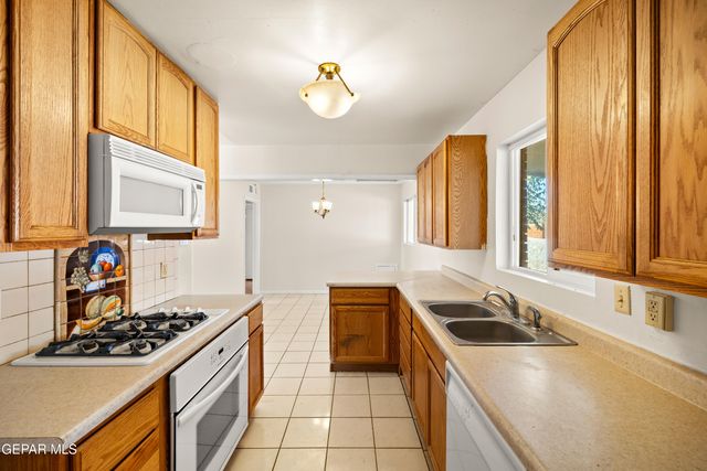 10329 MCCOMBS Street, El Paso, TX 79924