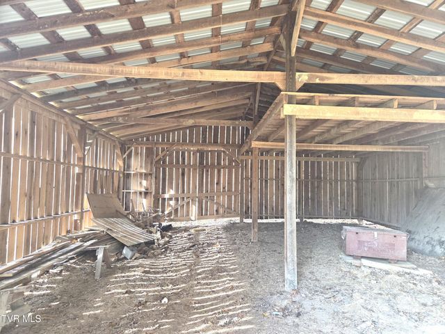 29616 Tobias Drive, Meadowview, VA 24361