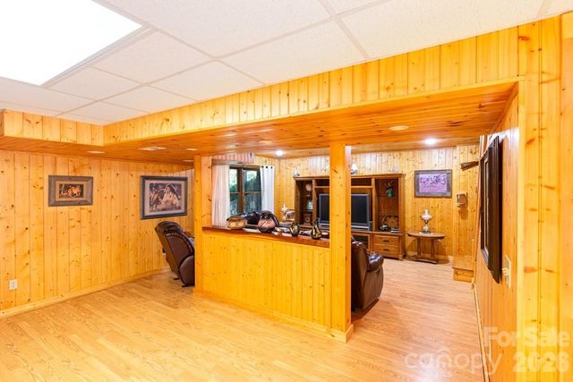 83 Daybreak Ridge, Sylva, NC 28779