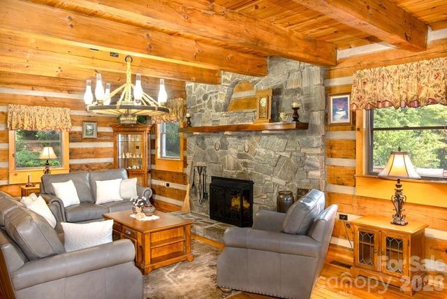 83 Daybreak Ridge, Sylva, NC 28779