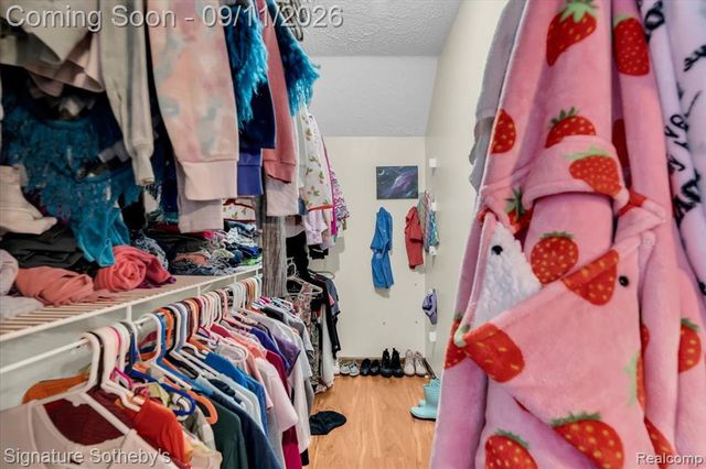 9925 Timothy Lane, South Lyon, MI 48178