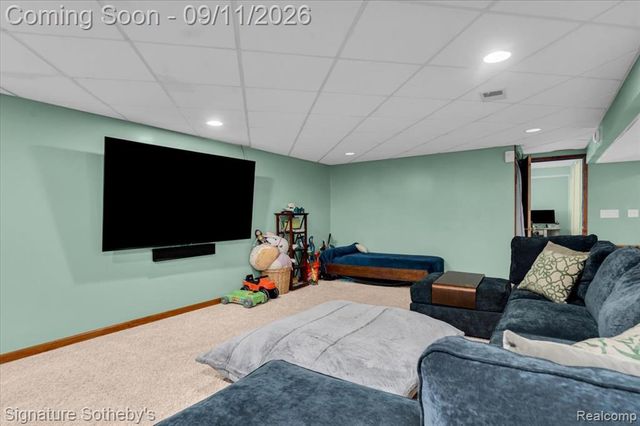 9925 Timothy Lane, South Lyon, MI 48178