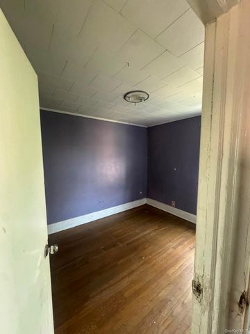 21-28 72nd Street, East Elmhurst, NY 11370