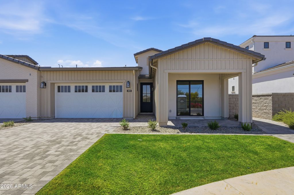2733 E DERRINGER Court, Gilbert, AZ 85297