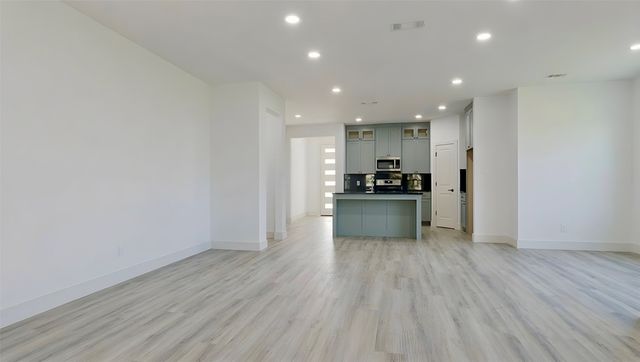 3224 Mimosa Park Drive, Richland Hills, TX 76118