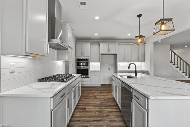 1248 Jolliff RD, Chesapeake, VA 23321