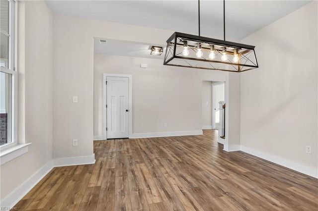 1248 Jolliff RD, Chesapeake, VA 23321