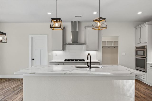 1248 Jolliff RD, Chesapeake, VA 23321