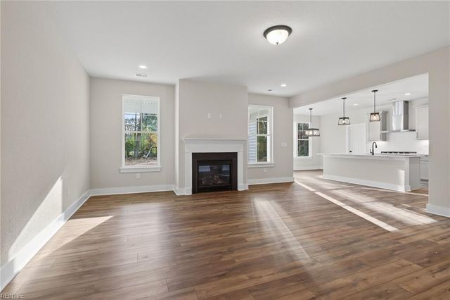 1248 Jolliff RD, Chesapeake, VA 23321