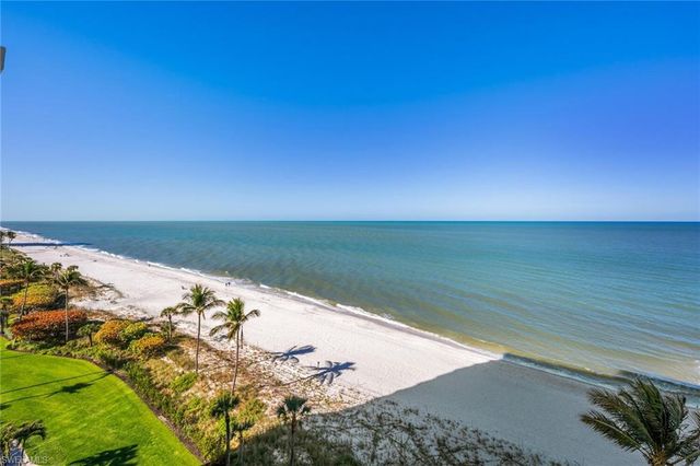 10 Seagate DR 6N, Naples, FL 34103