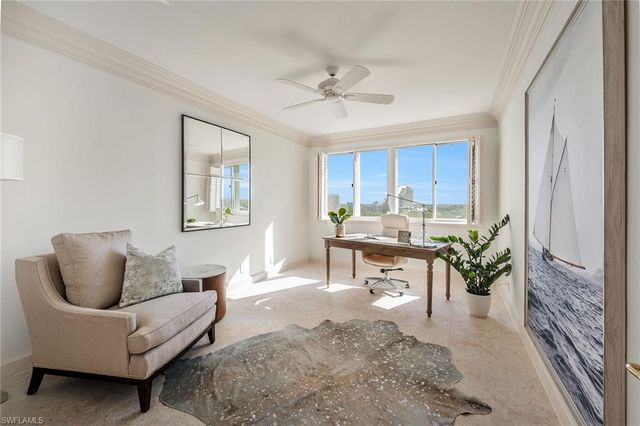 10 Seagate DR 6N, Naples, FL 34103