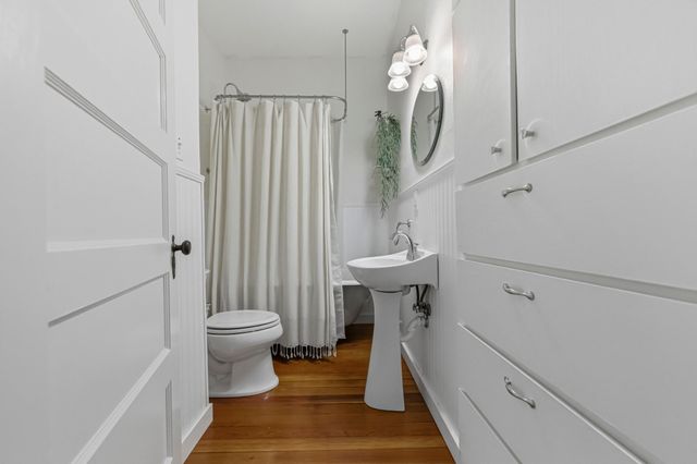 306 W 44th ST A, Austin, TX 78751