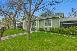 306 W 44th ST A, Austin, TX 78751