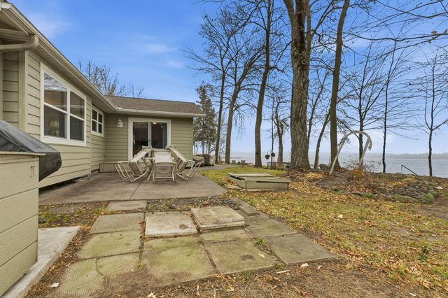 1575 White Cloud Drive S, Isle, MN 56342