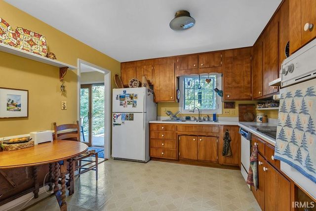 2213 S Sussex Drive, Bloomington, IN 47401