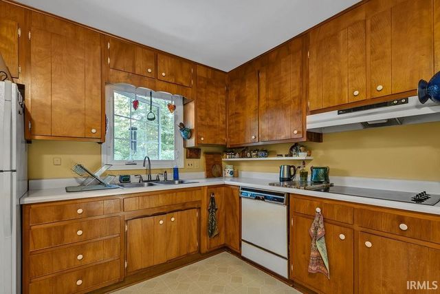 2213 S Sussex Drive, Bloomington, IN 47401