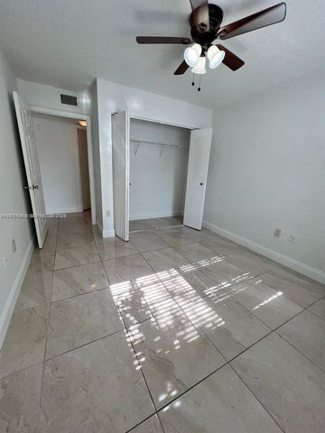 5065 Wiles Road 103, Coconut Creek, FL 33073