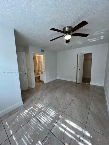 5065 Wiles Road 103, Coconut Creek, FL 33073