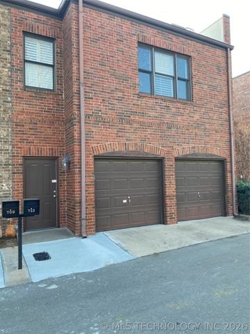 713 S Madison East Place, Tulsa, OK 74120