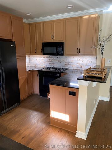 713 S Madison East Place, Tulsa, OK 74120