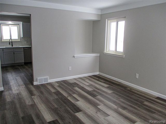 23726 Bolam Avenue, Warren, MI 48089