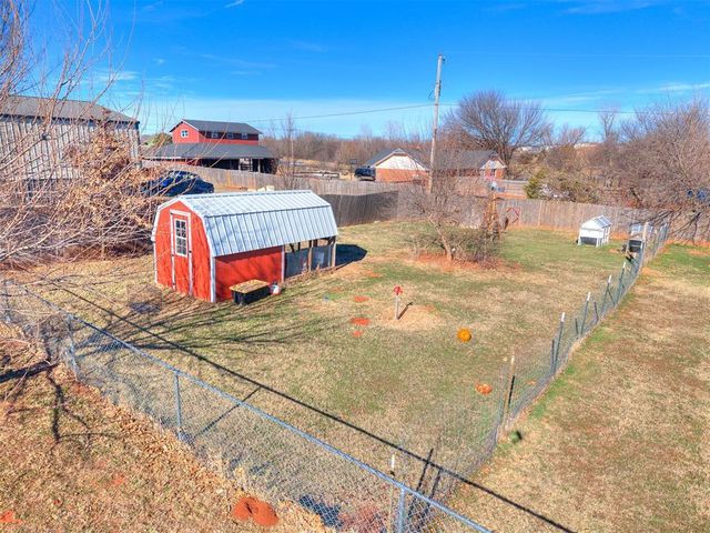 2306 County Road 1231, Blanchard, OK 73010