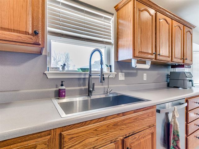 2306 County Road 1231, Blanchard, OK 73010