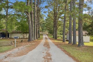 122 Hooper Rd, Hohenwald, TN 38462