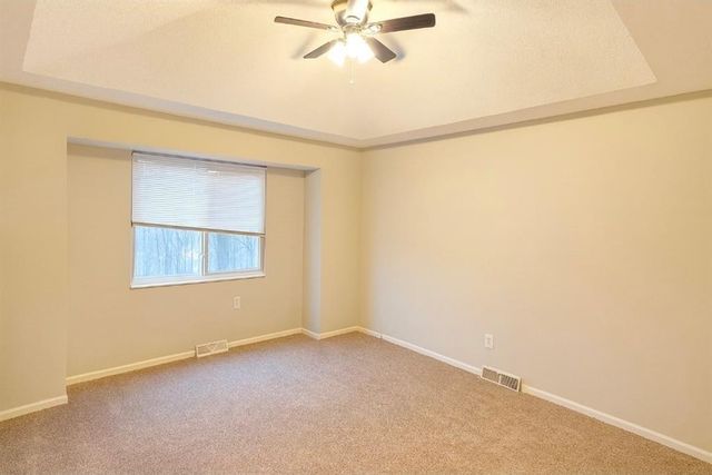 1005 SW 23rd Street, Blue Springs, MO 64015