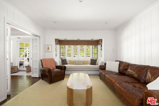 1456 Roscomare Road, Los Angeles, CA 90077