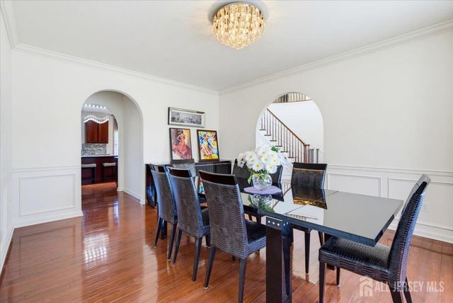 5 La Jolla Court, Old Bridge, NJ 08857