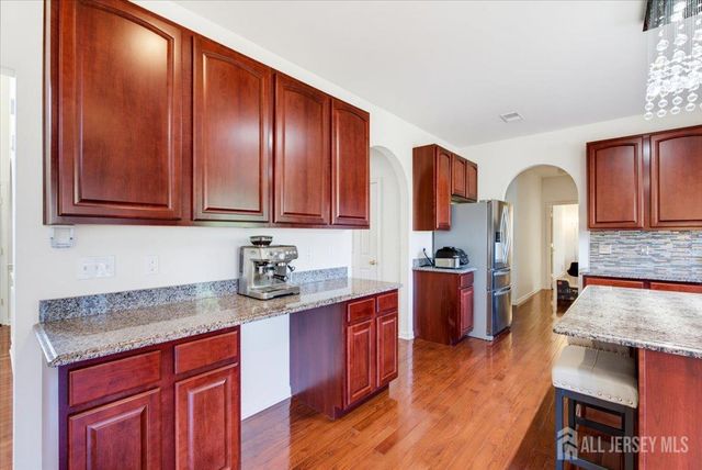 5 La Jolla Court, Old Bridge, NJ 08857