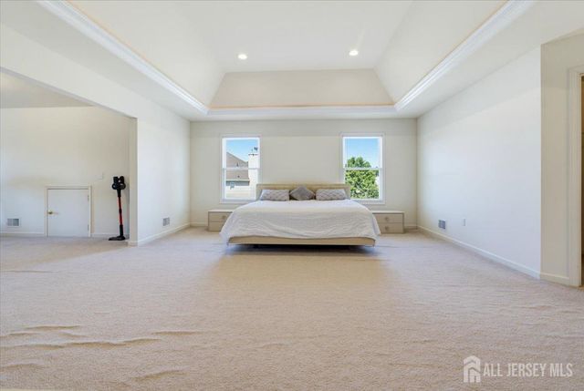 5 La Jolla Court, Old Bridge, NJ 08857