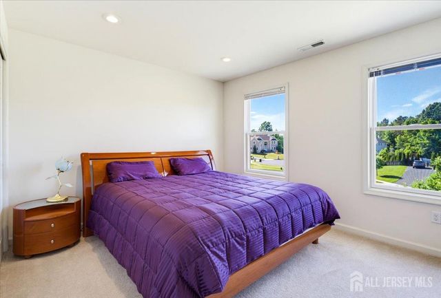 5 La Jolla Court, Old Bridge, NJ 08857