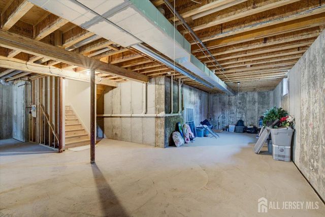 5 La Jolla Court, Old Bridge, NJ 08857