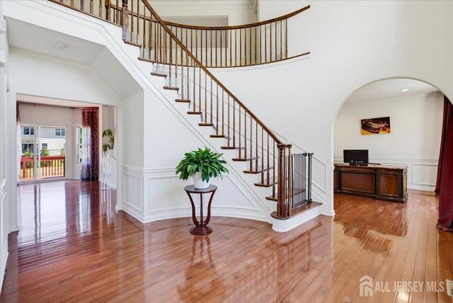 5 La Jolla Court, Old Bridge, NJ 08857