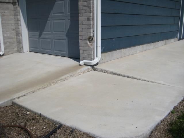 622 S CLEAR CREEK ST, Wichita, KS 67230