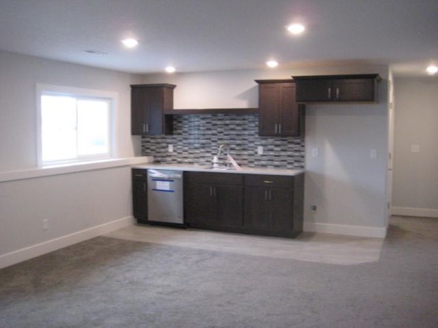 622 S CLEAR CREEK ST, Wichita, KS 67230