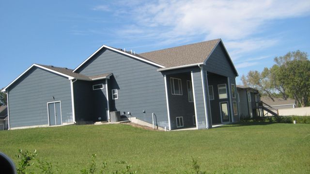 622 S CLEAR CREEK ST, Wichita, KS 67230