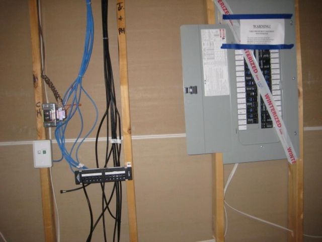 622 S CLEAR CREEK ST, Wichita, KS 67230